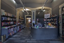Livraria 100ª Página