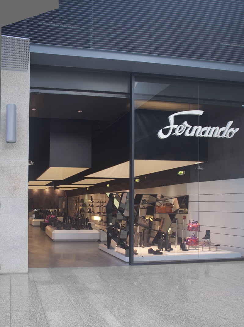 Fernando Shoe Store